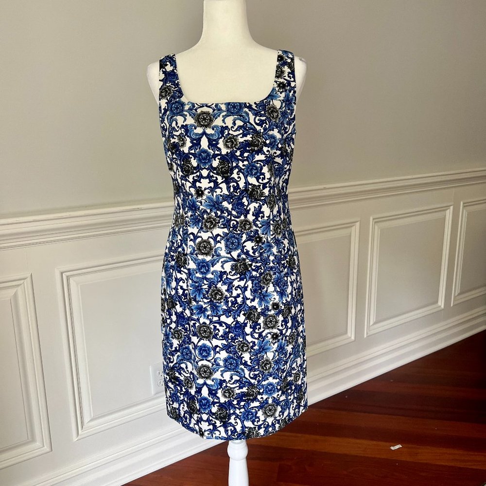 Sleeveless, cotton toile dress by Premise. Size 8